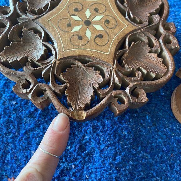 VTG Wooden/Brass I lay Trivet/Pot holder Set of 2! Hand Carved. 6” - Picture 8 of 8